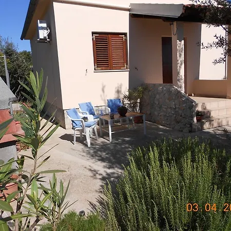 Holiday Salvia Mali Iž