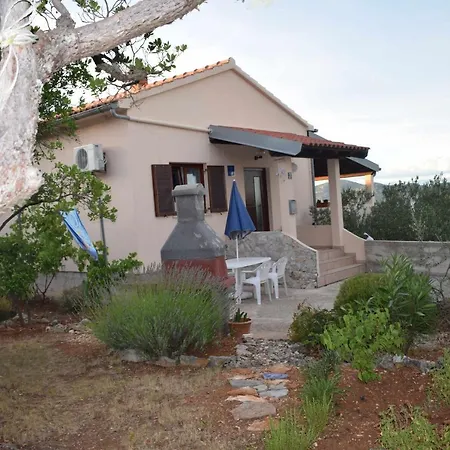 Holiday Salvia Prázdninový dům Mali Iž